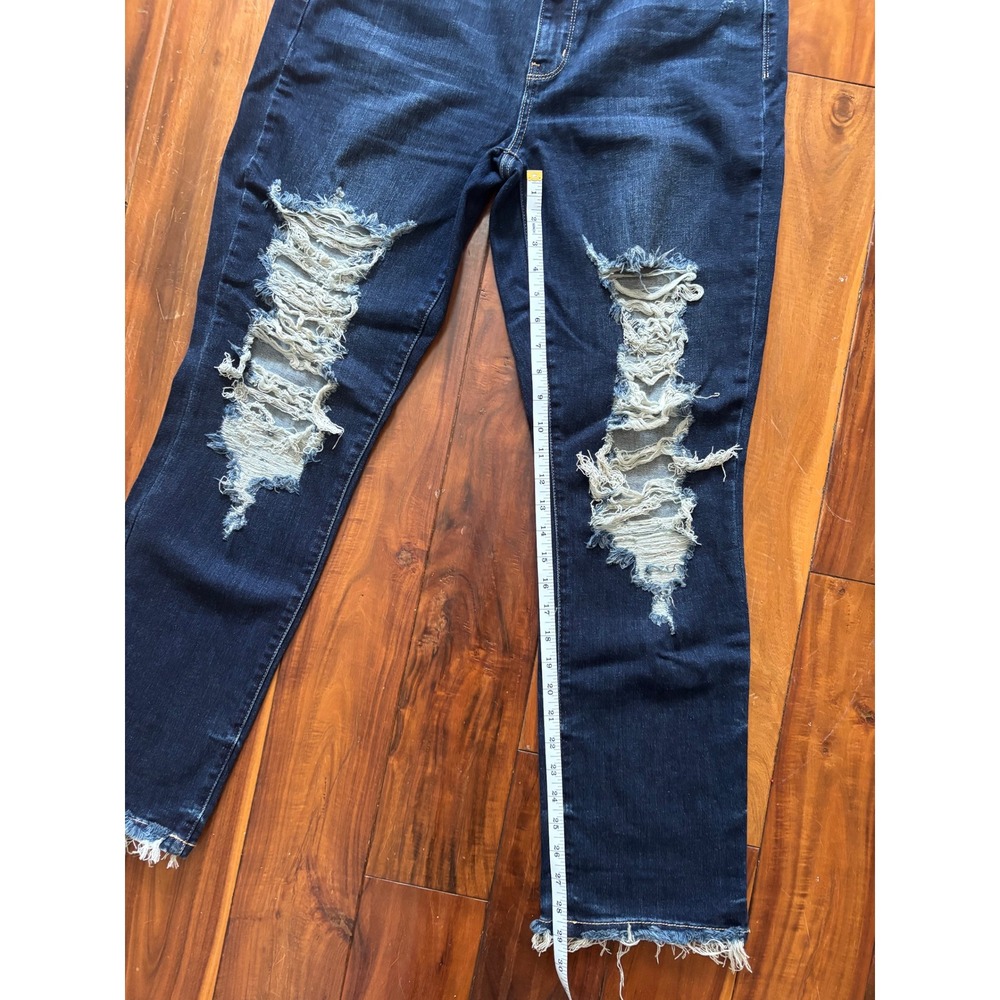 Judy Blue Straight Fit Distressed Jeans Dark Wash Raw Hem Size 15 32 - Picture 7 of 9